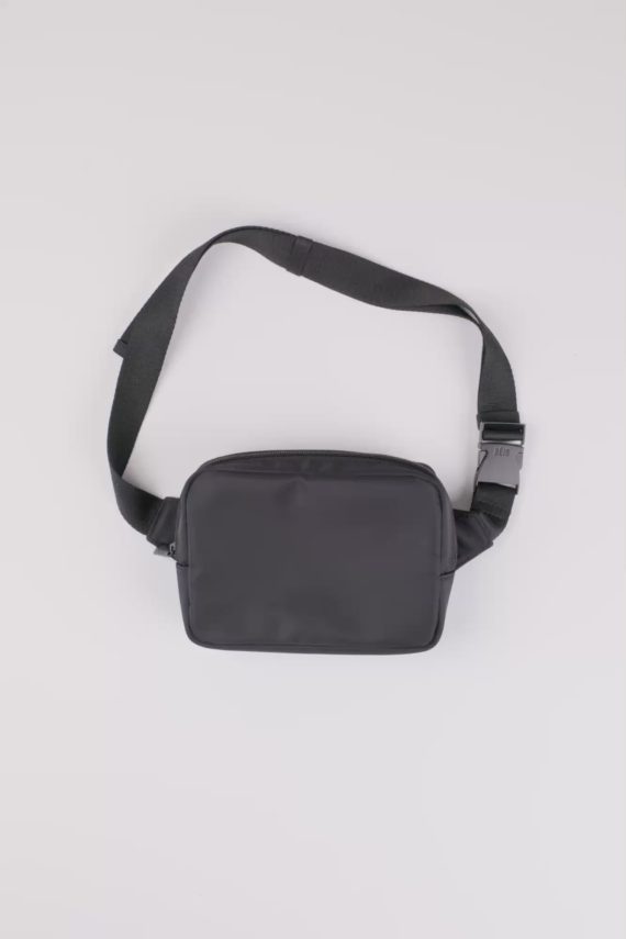 The Belt Bag in Black - Image 6