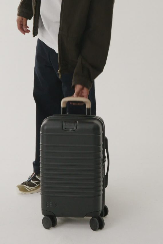 The Small Carry-On Roller in Black - Image 3
