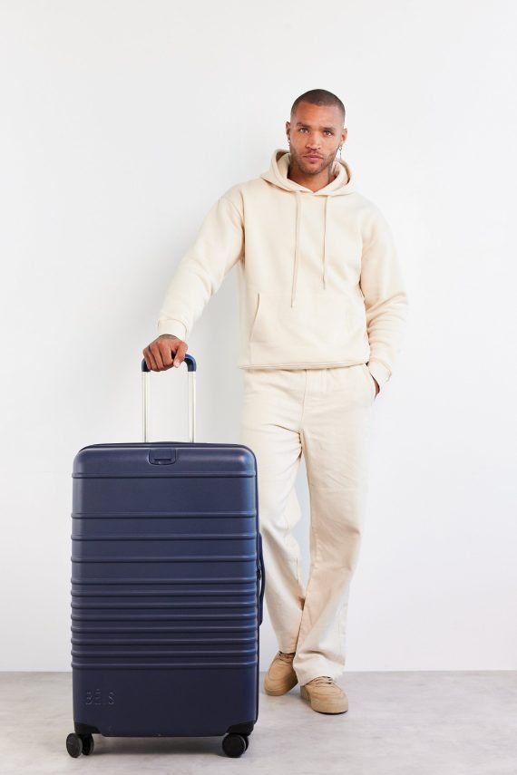 The Large Check-In Roller in Navy - Image 5