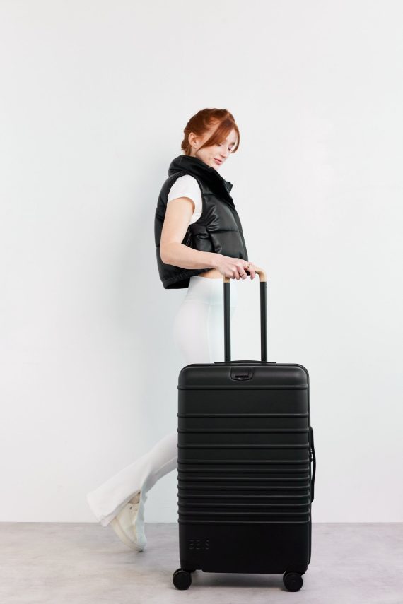 The Medium Check-In Roller in Black - Image 4