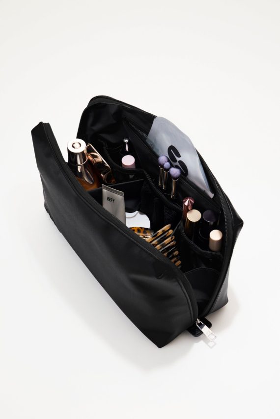The Large Cosmetic Pouch in Black - Image 4