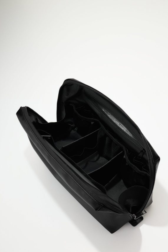 The Large Cosmetic Pouch in Black - Image 3