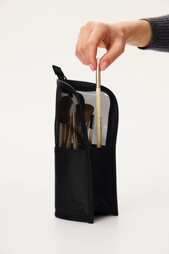 The Makeup Brush Pouch in Black - Image 5