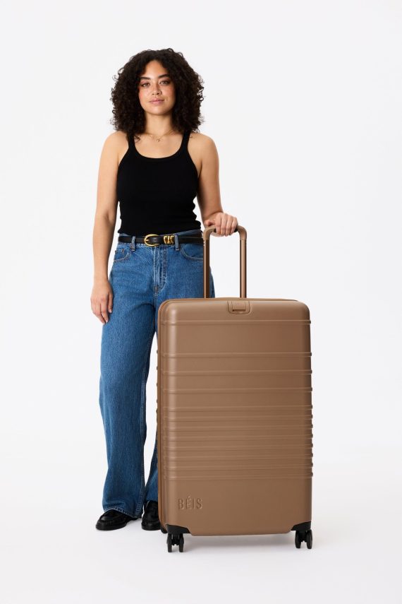 The Large Check-In Roller in Camel - Image 5