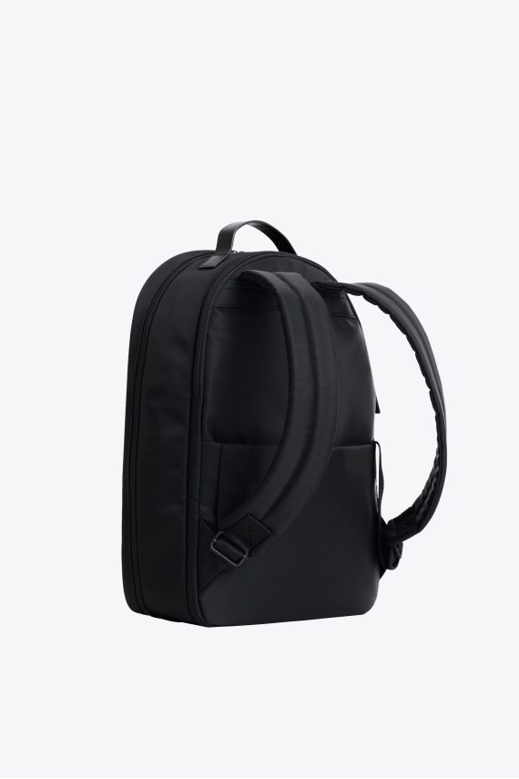 The Commuter Backpack in Black - Image 3