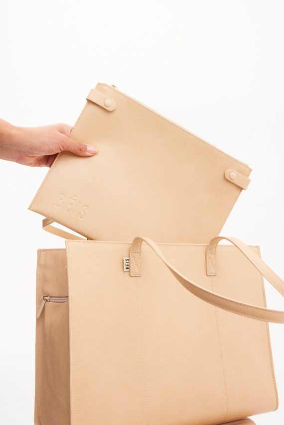 The Work Tote in Beige - Image 4