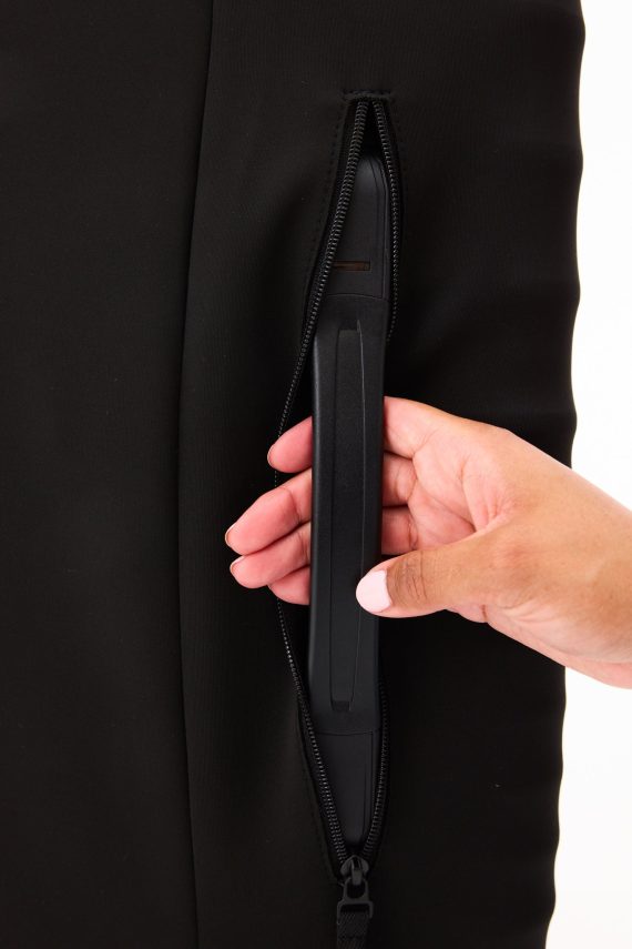 The Large Check-In Luggage Cover in Black - Image 6