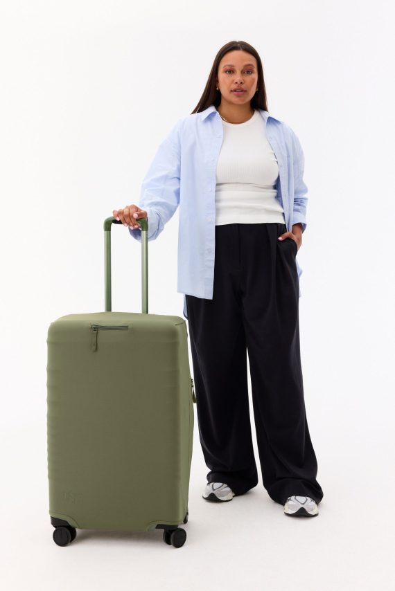 The Medium Check-In Luggage Cover in Olive - Image 4