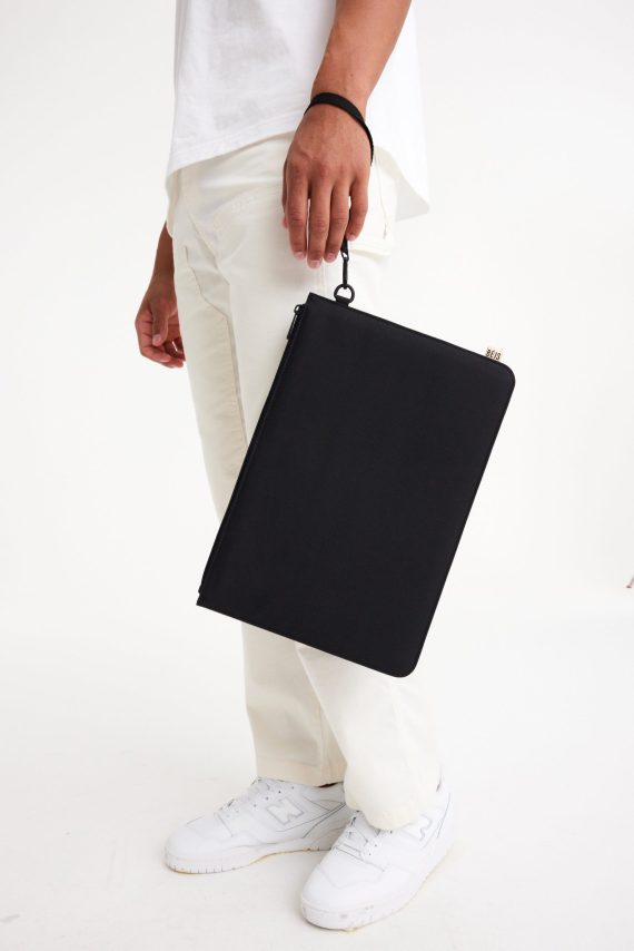 The B??ISics Laptop Pouch in Black - Image 5
