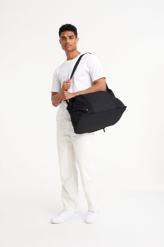 The B??ISics Duffle in Black - Image 5